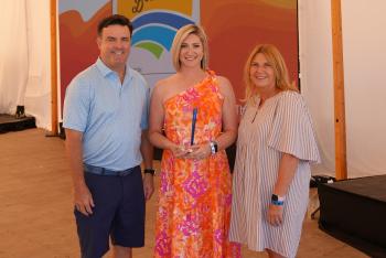 Inspira Health's Courtney Timberman receiving 2024 Emerging Leader Award